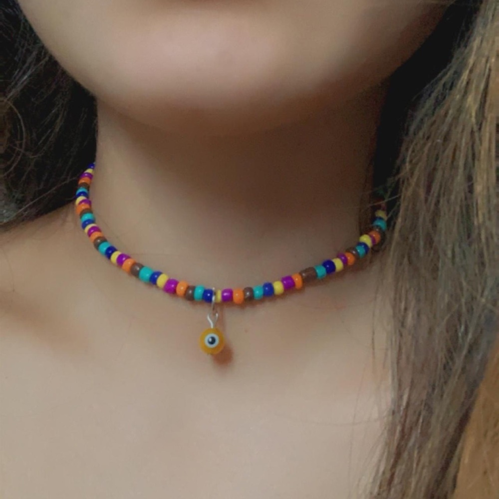 Multicolored choker necklace